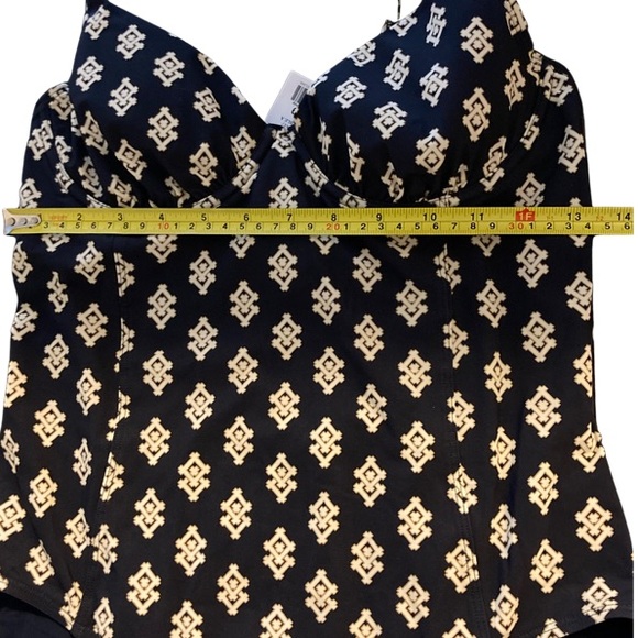 ๐๐ TORY BURCH DIAMOND LOGO 1 PIECE๐๐ - Picture 12 of 14